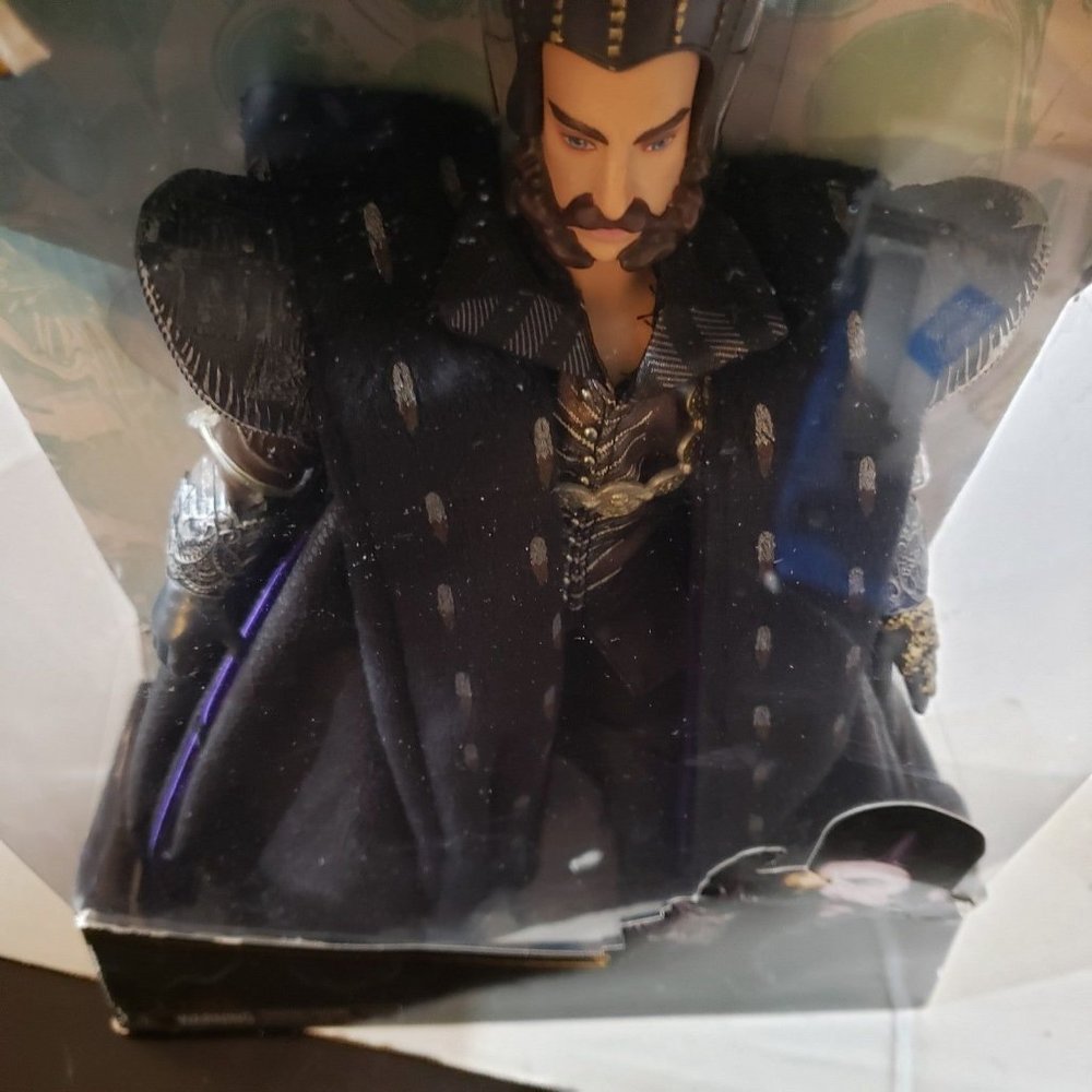 Disney Alice Through The Looking Glass' Time - Picture 4 of 8